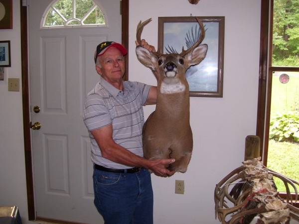 Deer Mount by Kline's Taxidermy