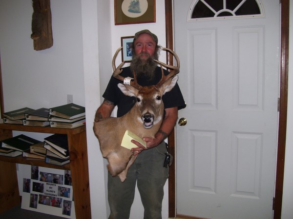 Montgomery County Whitetail Mounted at Kline's Taxidermy