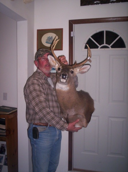 Buck Mounted by Kline's Taxidermy