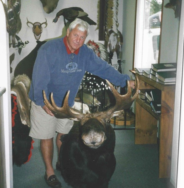 Alberta Moose Mount