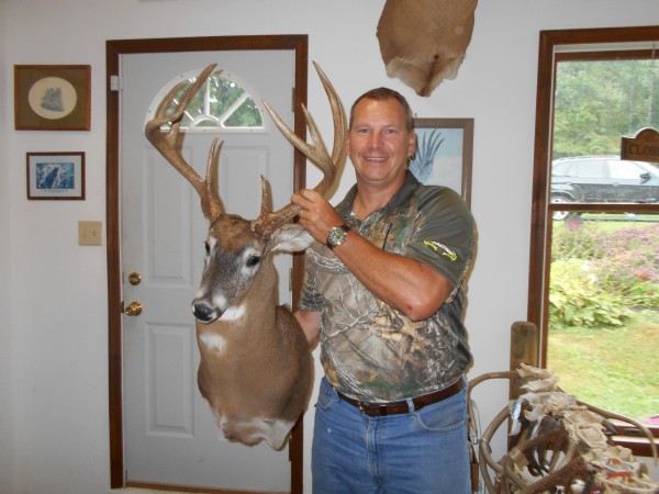 Click Here to Read About the Mason Neck Buck Hunting Experience.